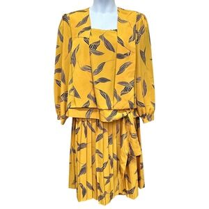 VTG Star World Skirt Set Womens 2XL Yellow Leaf Print Pleated Midi 2 Pc Outfit